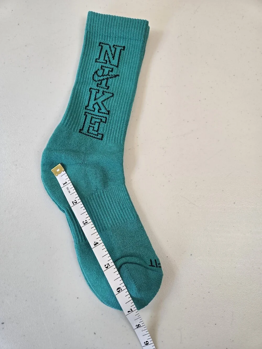 NWoT Nike 2 Pair Retro Crew Socks Green Gray - Picture 6 of 6